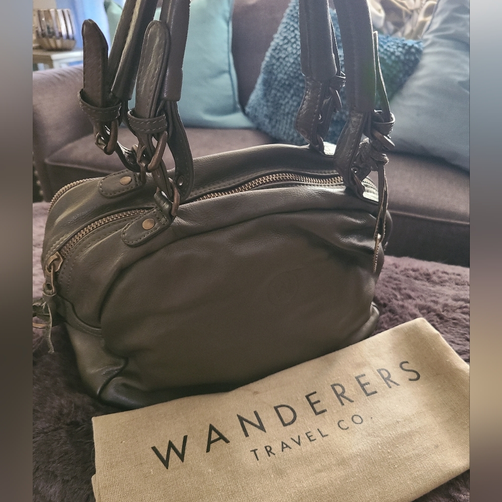 St Gallen Leather Bag- Wanderers Travel Co